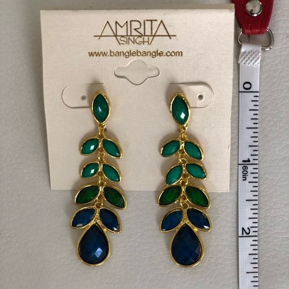 Amrita Singh green & blue earrings πππ - Picture 4 of 5